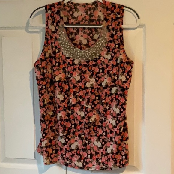 Fun and dressy, super comfy bejeweled floral tank! - Picture 5 of 6
